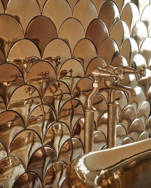 14 Brown Bathroom Tile Ideas With Warm Tones - 13. Rustic Brown Fish Scale Tiles 1