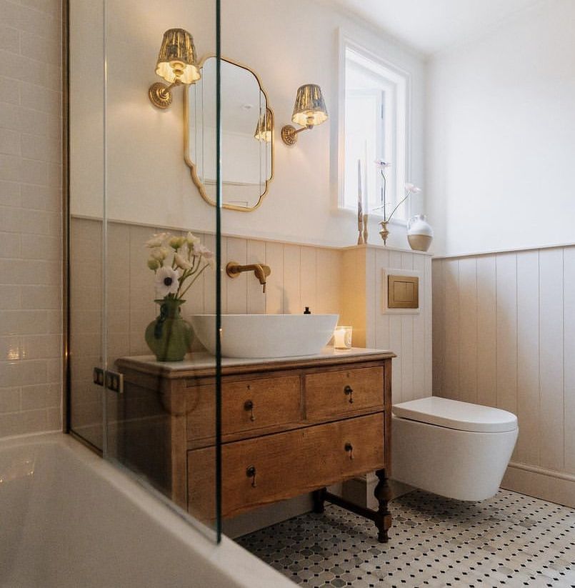 14 Edwardian Bathroom Ideas With Timeless Character - 12. Period-Style Renovations 1